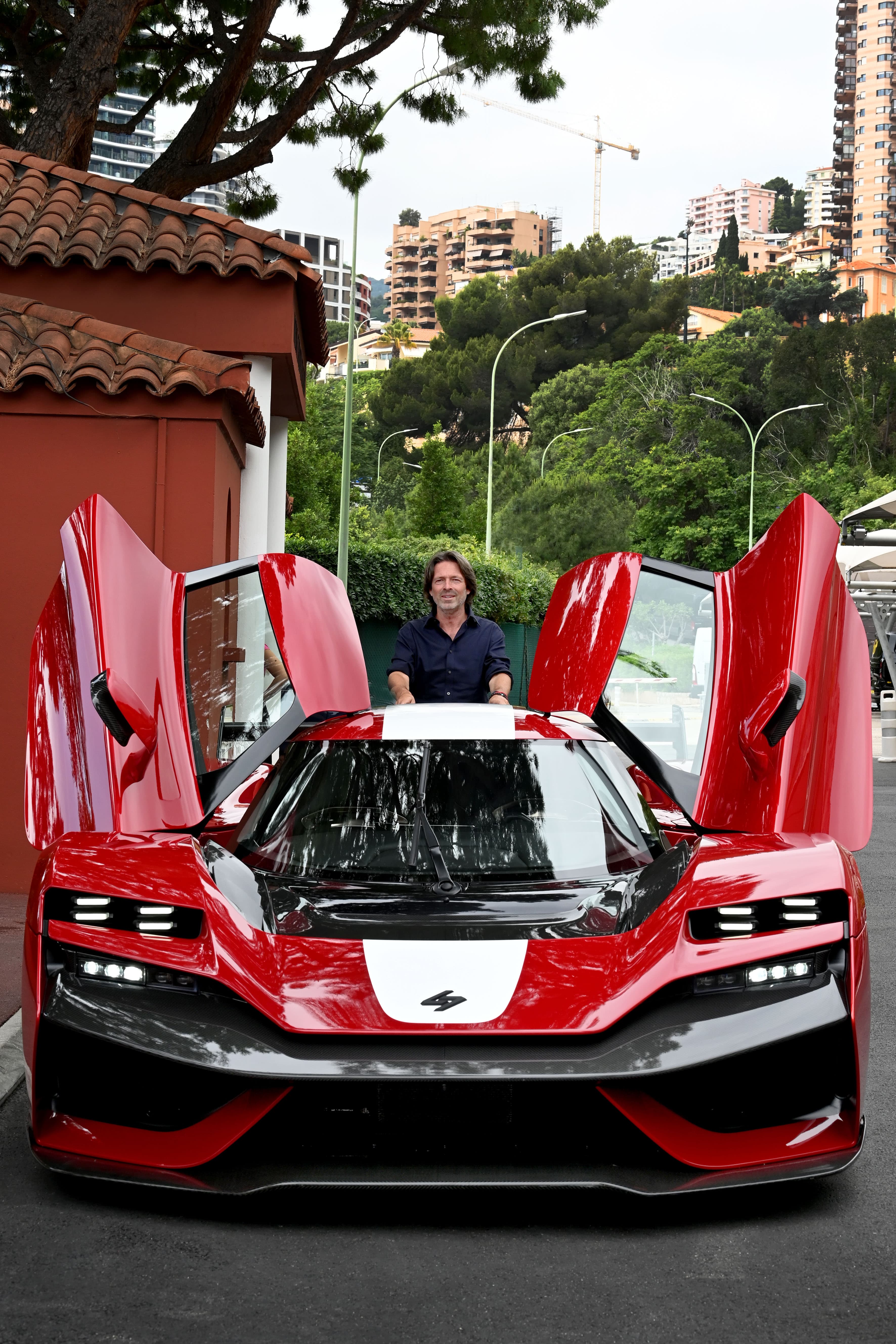 ↳ Portrait · Bruno Laffite, Monaco